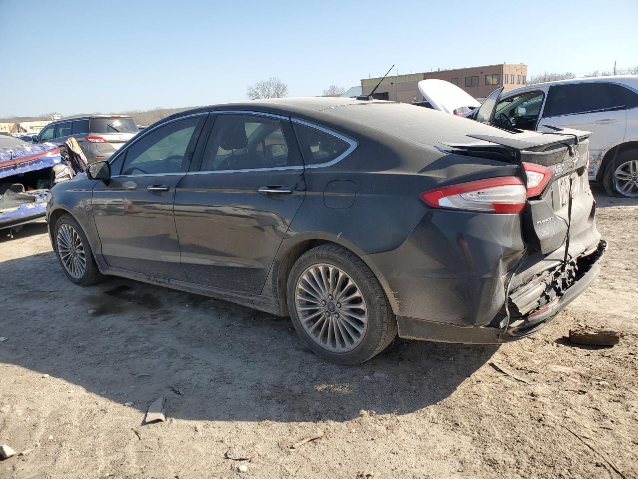 2015 Ford Fusion Titanium Titanium - Image 2