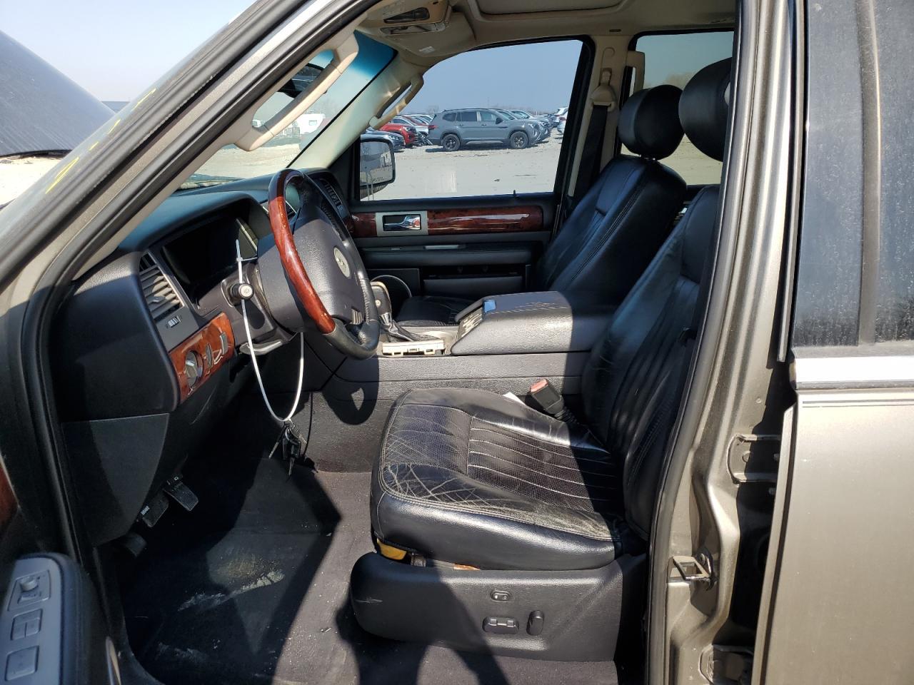 2003 Lincoln Navigator - Фото 7