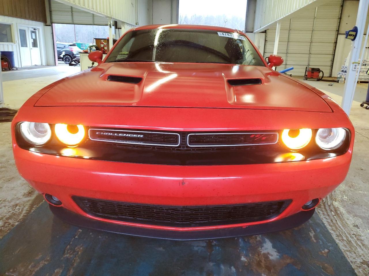 2018 Dodge Challenger - Фото 5