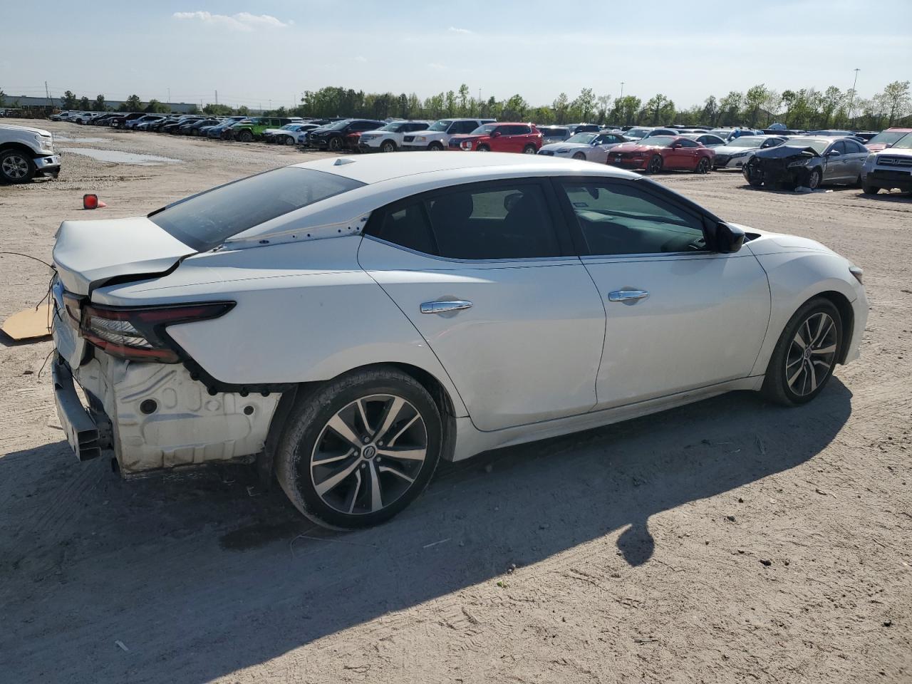 2019 Nissan Maxima S - Image 3