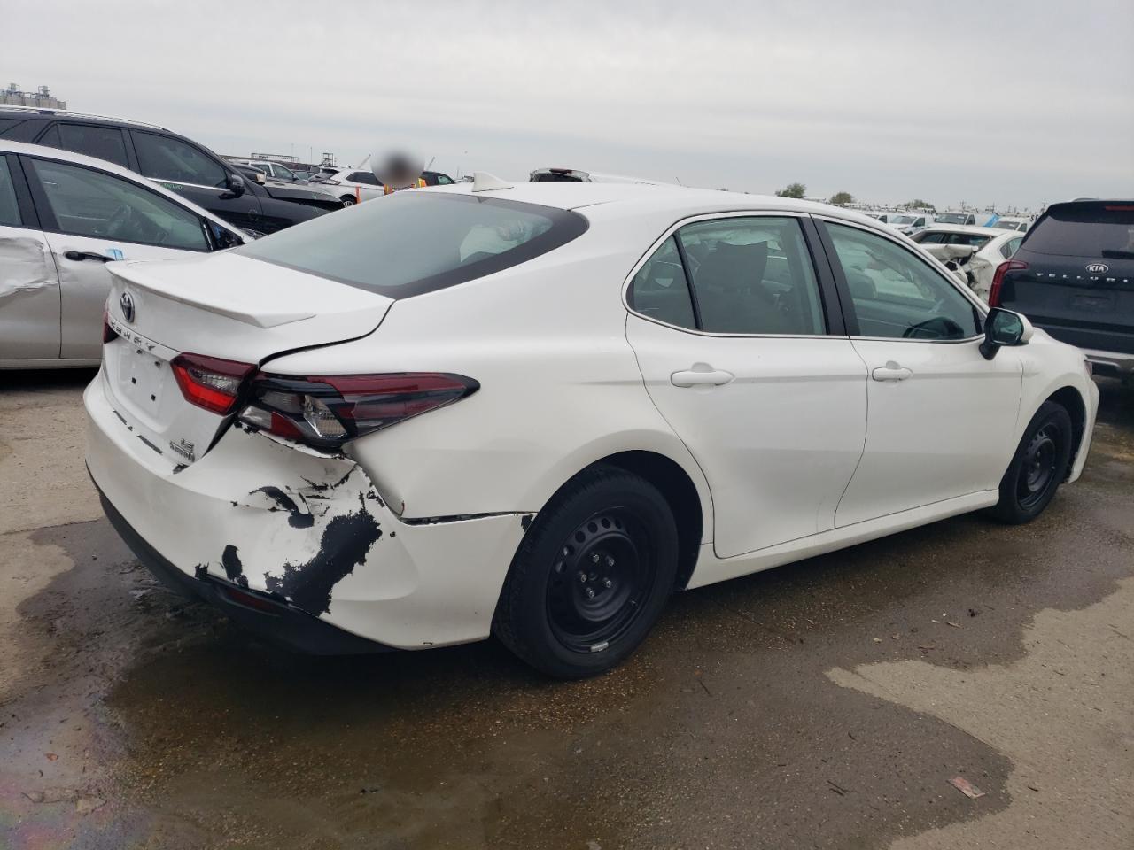 2024 Toyota Camry Le - Image 3