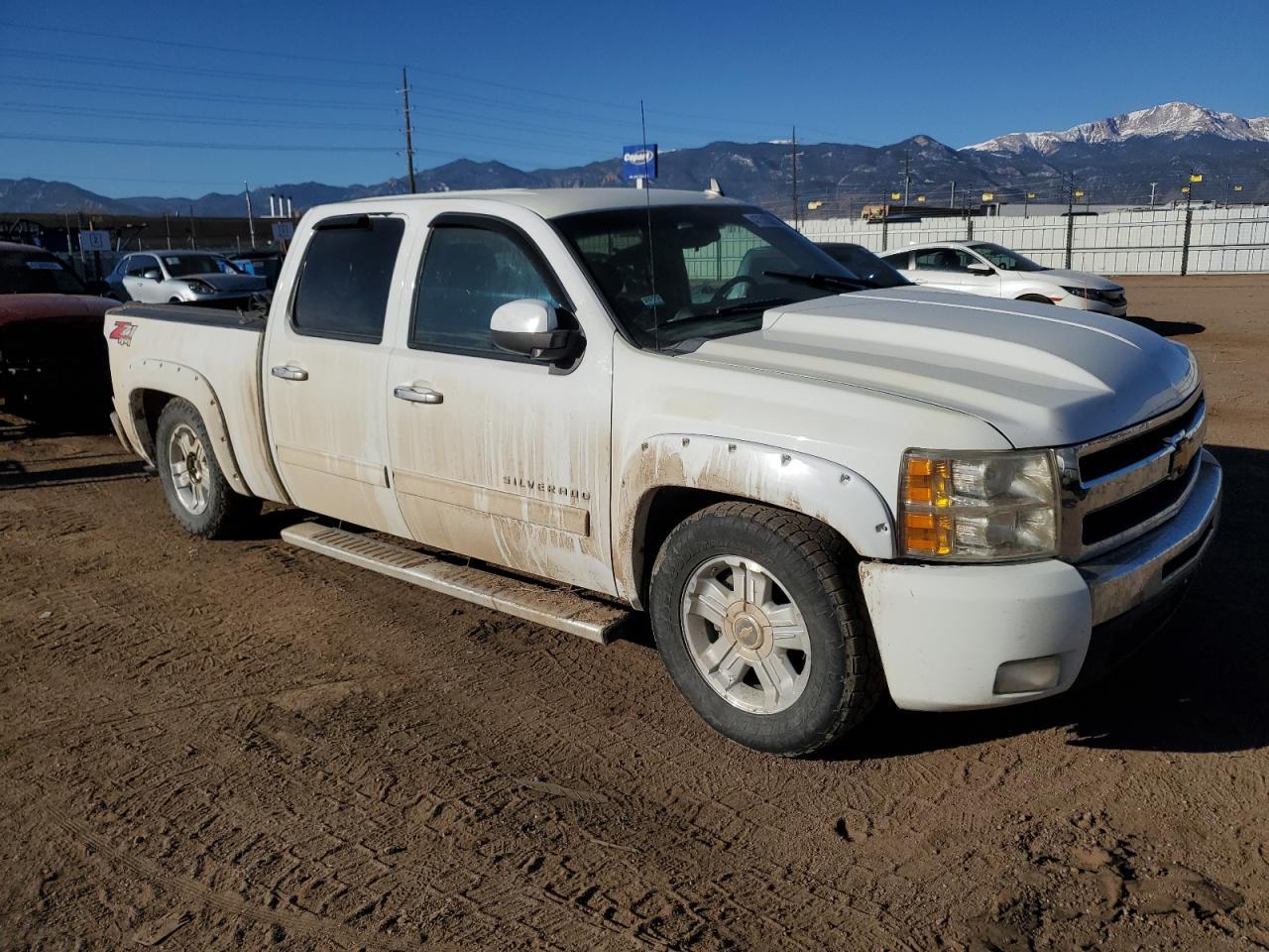 2013 Chevrolet 1500 - Фото 4
