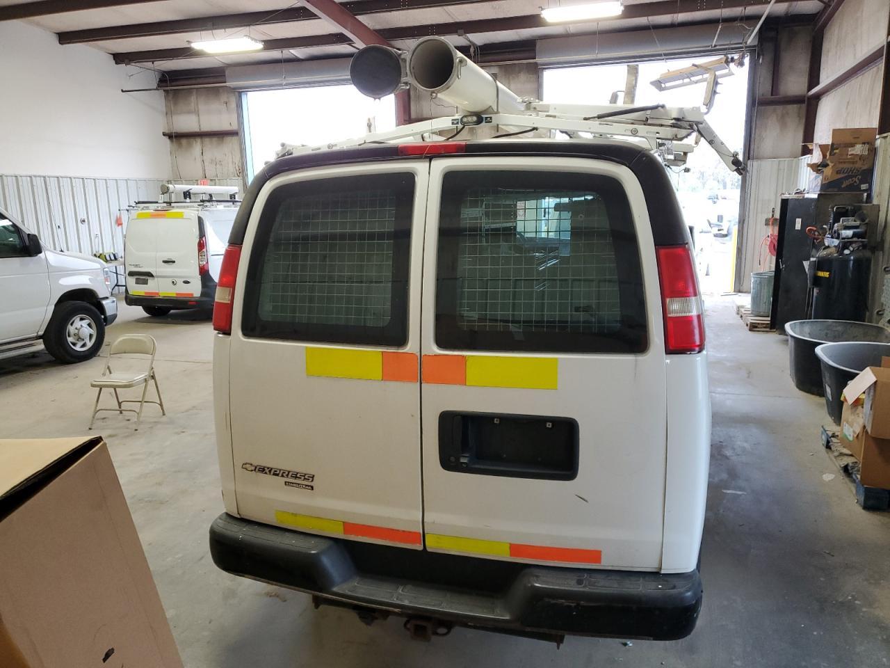 2013 Chevrolet Express G2500 - Фото 6