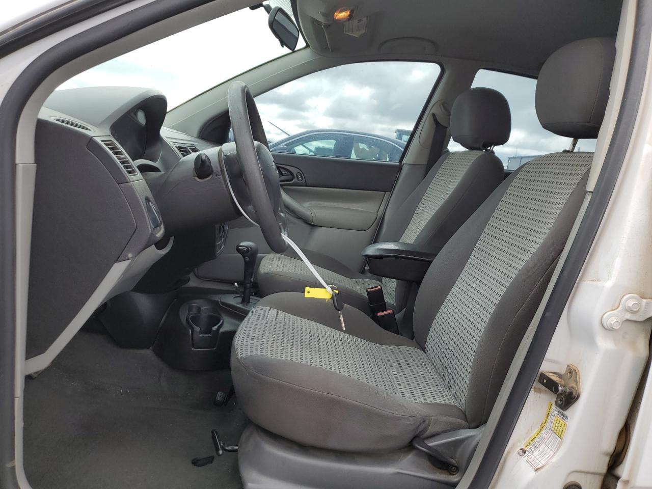 2007 Ford Focus Zx4 - Image 7