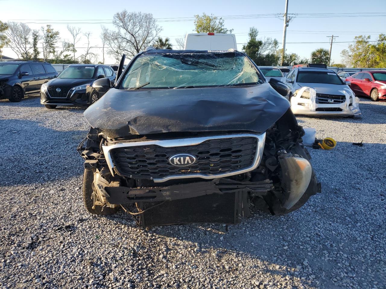 2019 Kia Sorento Lx - Фото 5