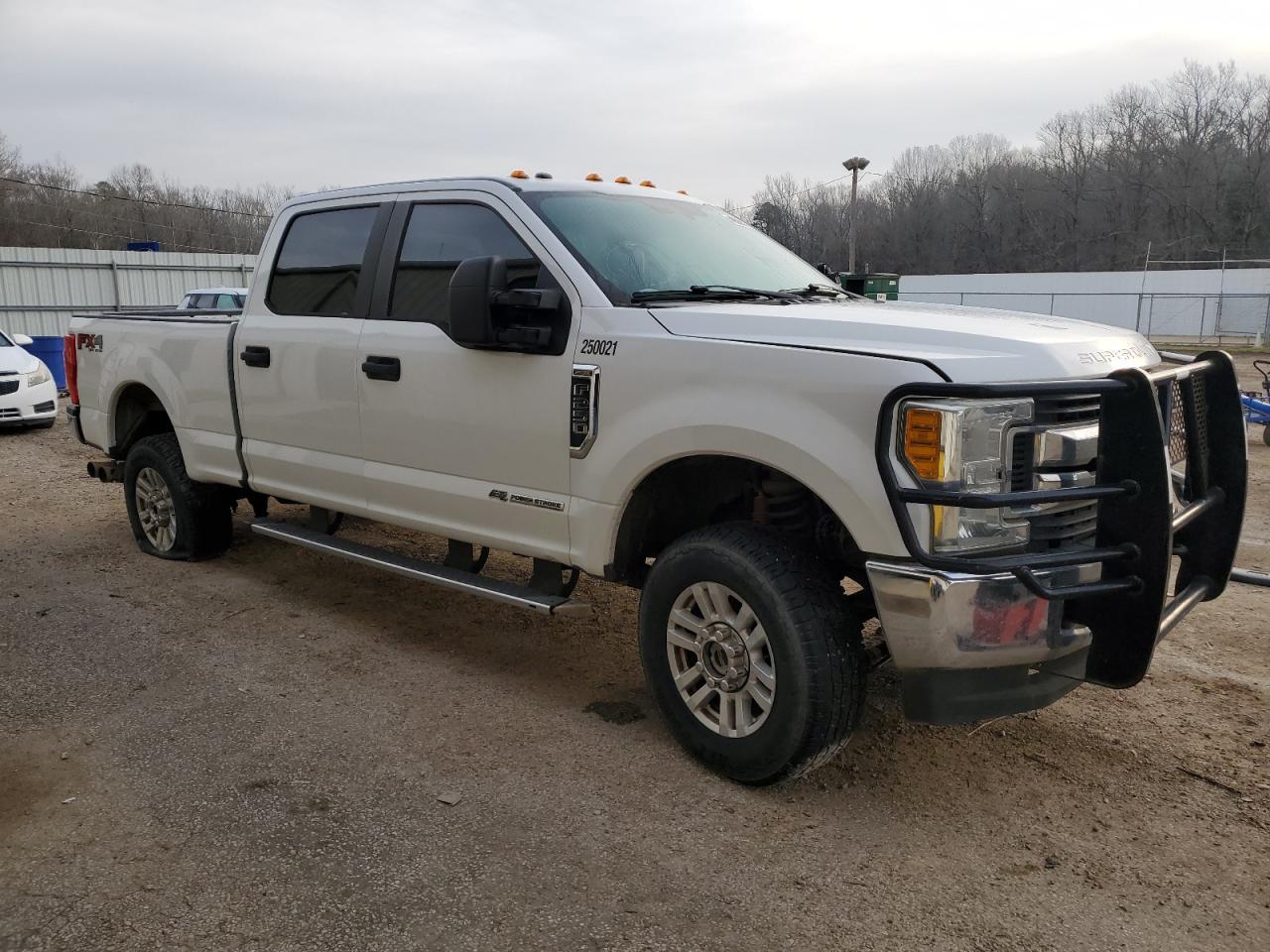2017 Ford F250 Super Duty - Фото 4