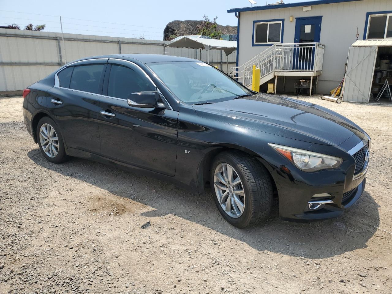 2015 Infiniti Q50 Base - Image 4