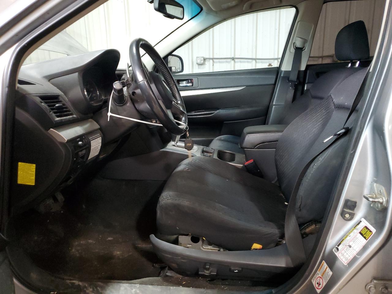 2011 Subaru Outback 2.5I Premium - Image 7