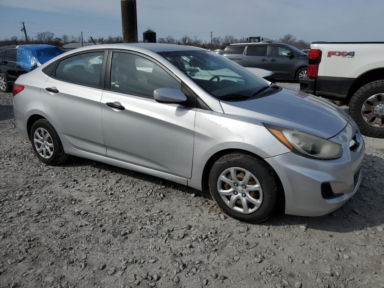 2012 Hyundai Accent Gls - Image 4