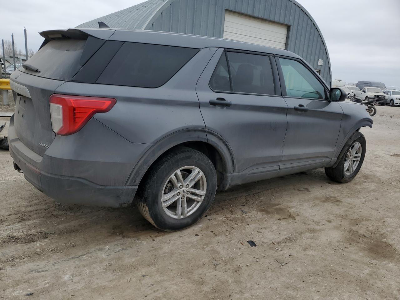 2023 Ford Explorer - Image 3