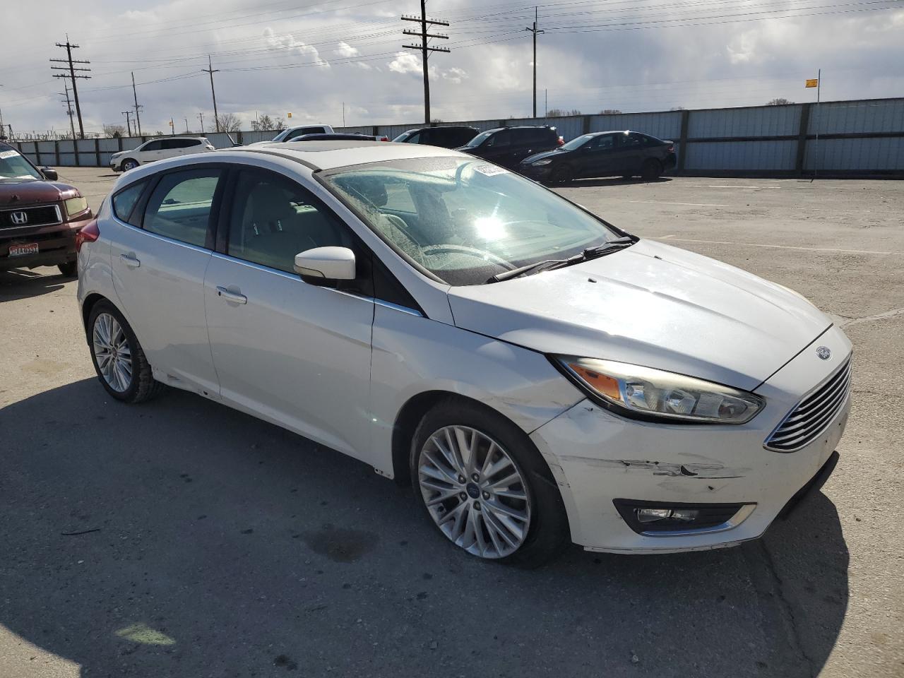 2015 Ford Focus Titanium - Image 4