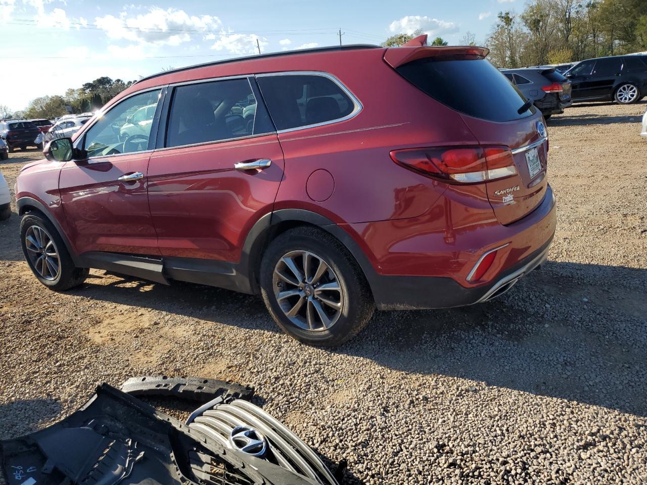 2017 Hyundai Santa Fe Se - Фото 2