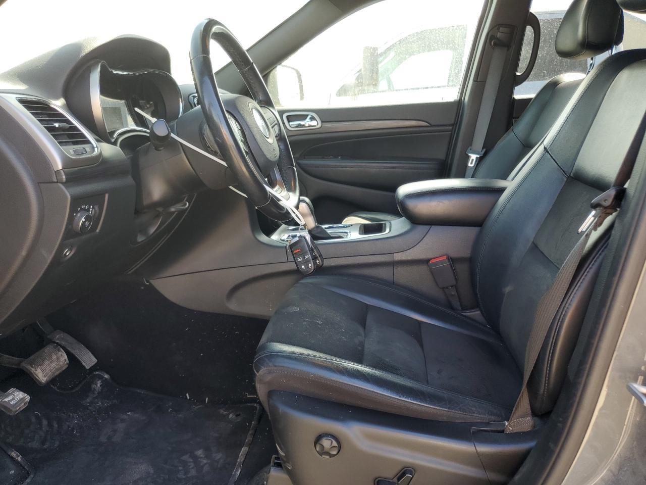 2020 Jeep Grand Cherokee Laredo - Image 7