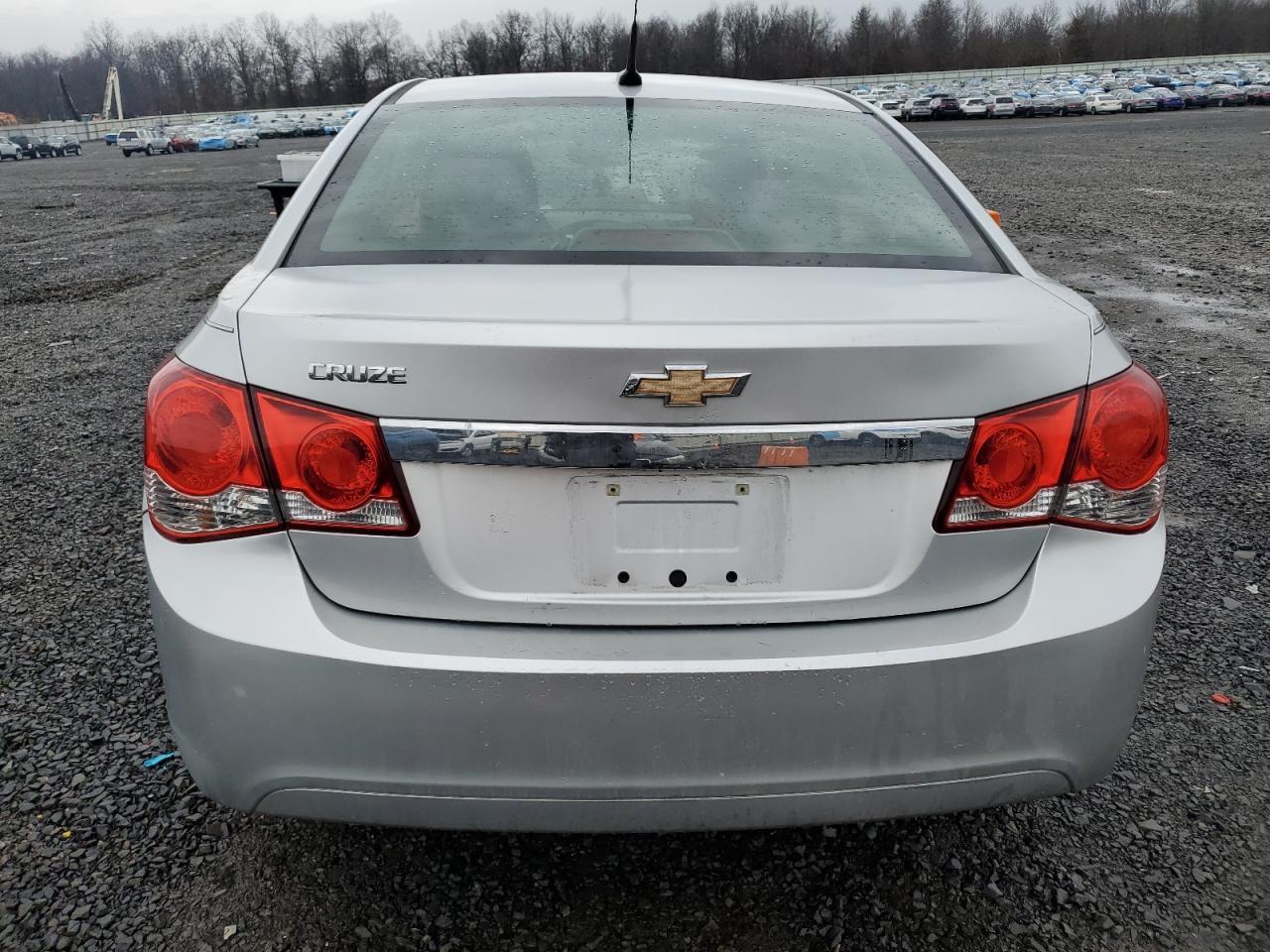 2011 Chevrolet Cruze Ls - Фото 6