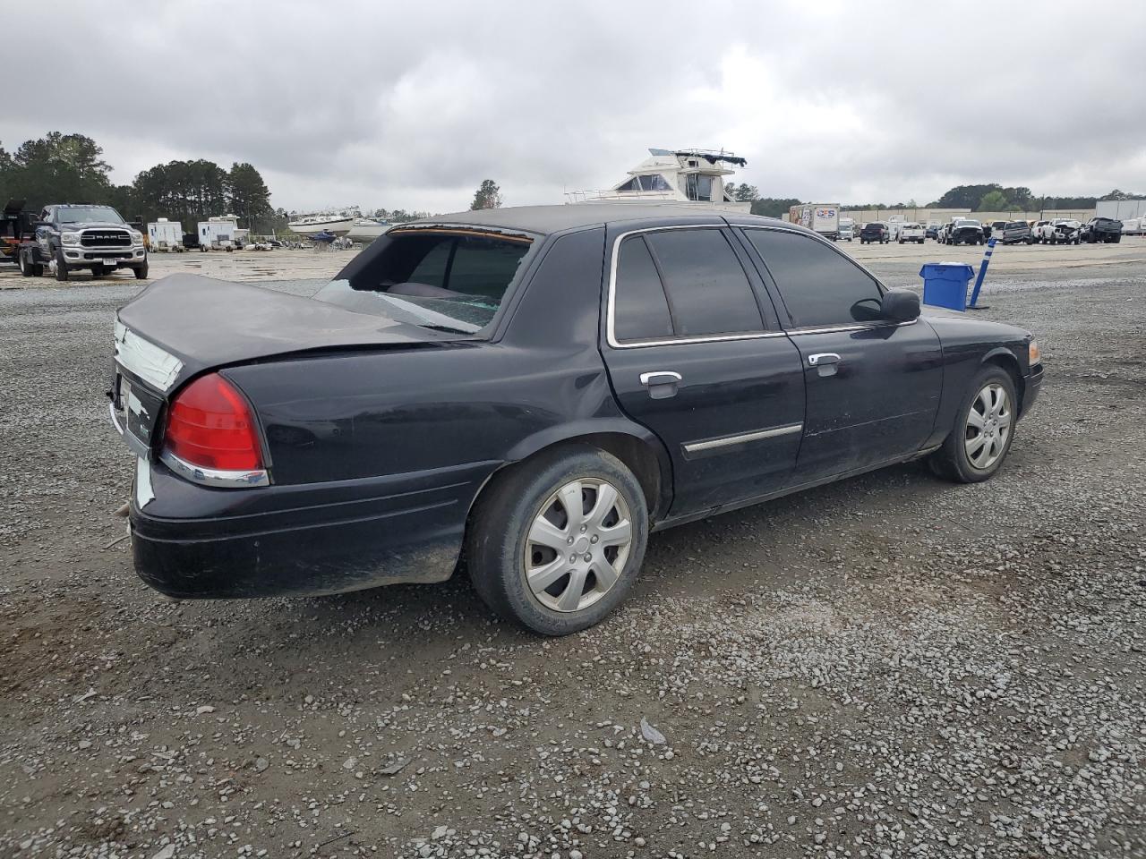 2011 Ford Crown Victoria Police Interceptor - Фото 3