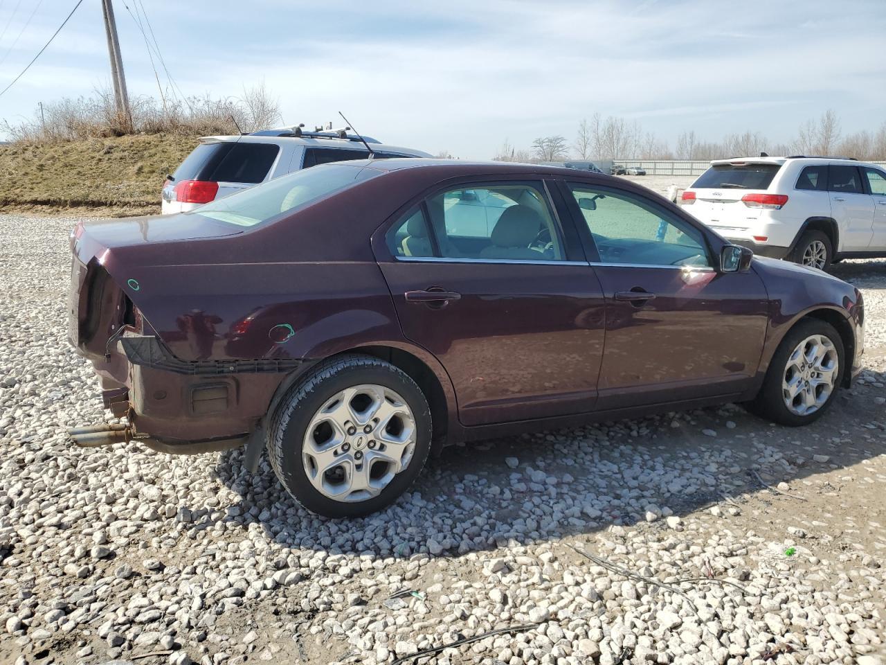 2011 Ford Fusion Se - Фото 3