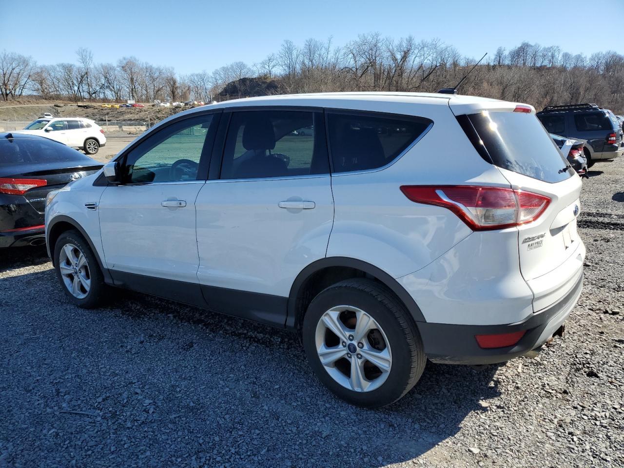 2016 Ford Escape Se - Фото 2