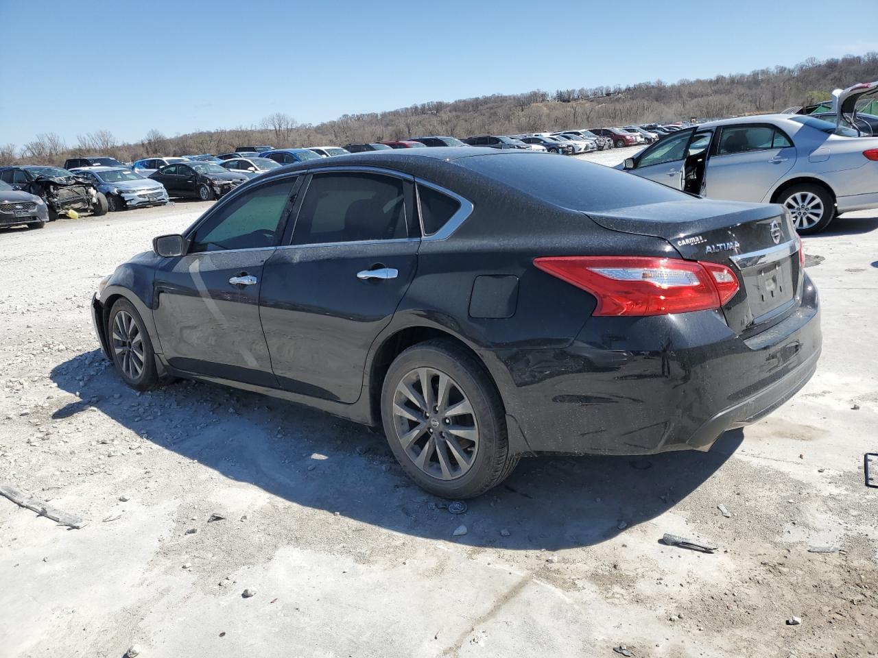 2017 Nissan Altima 2.5 - Image 2