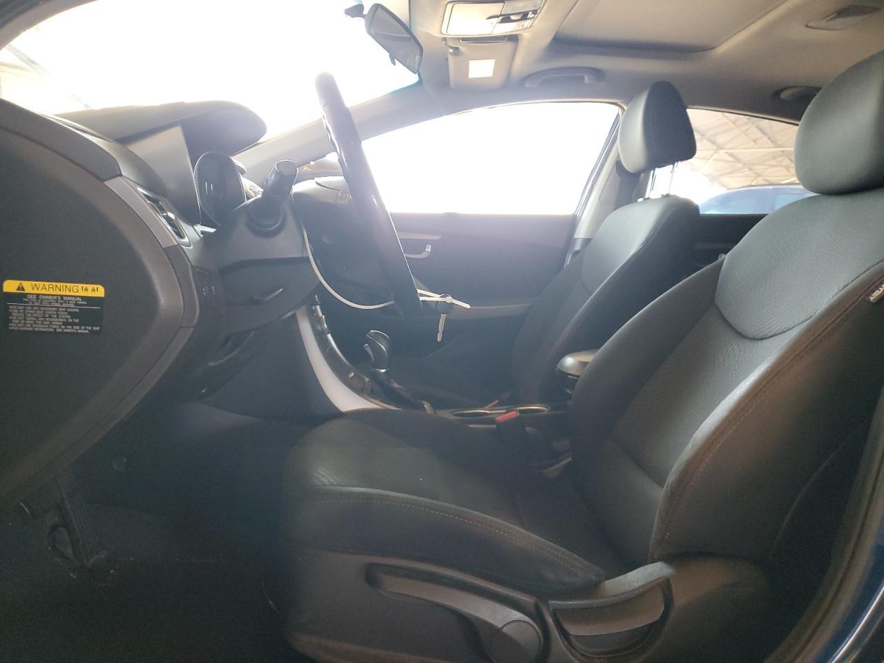 2015 Hyundai Elantra - Фото 7