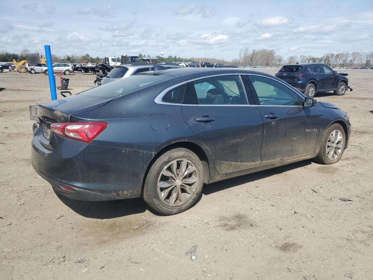 2020 Chevrolet Malibu Lt - Image 3