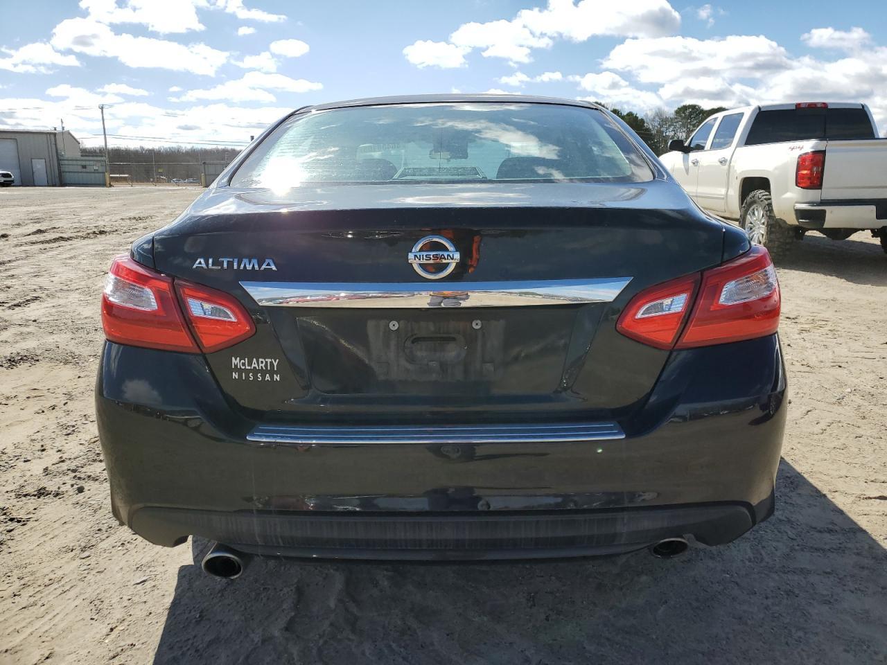 2017 Nissan Altima 2.5 - Фото 6