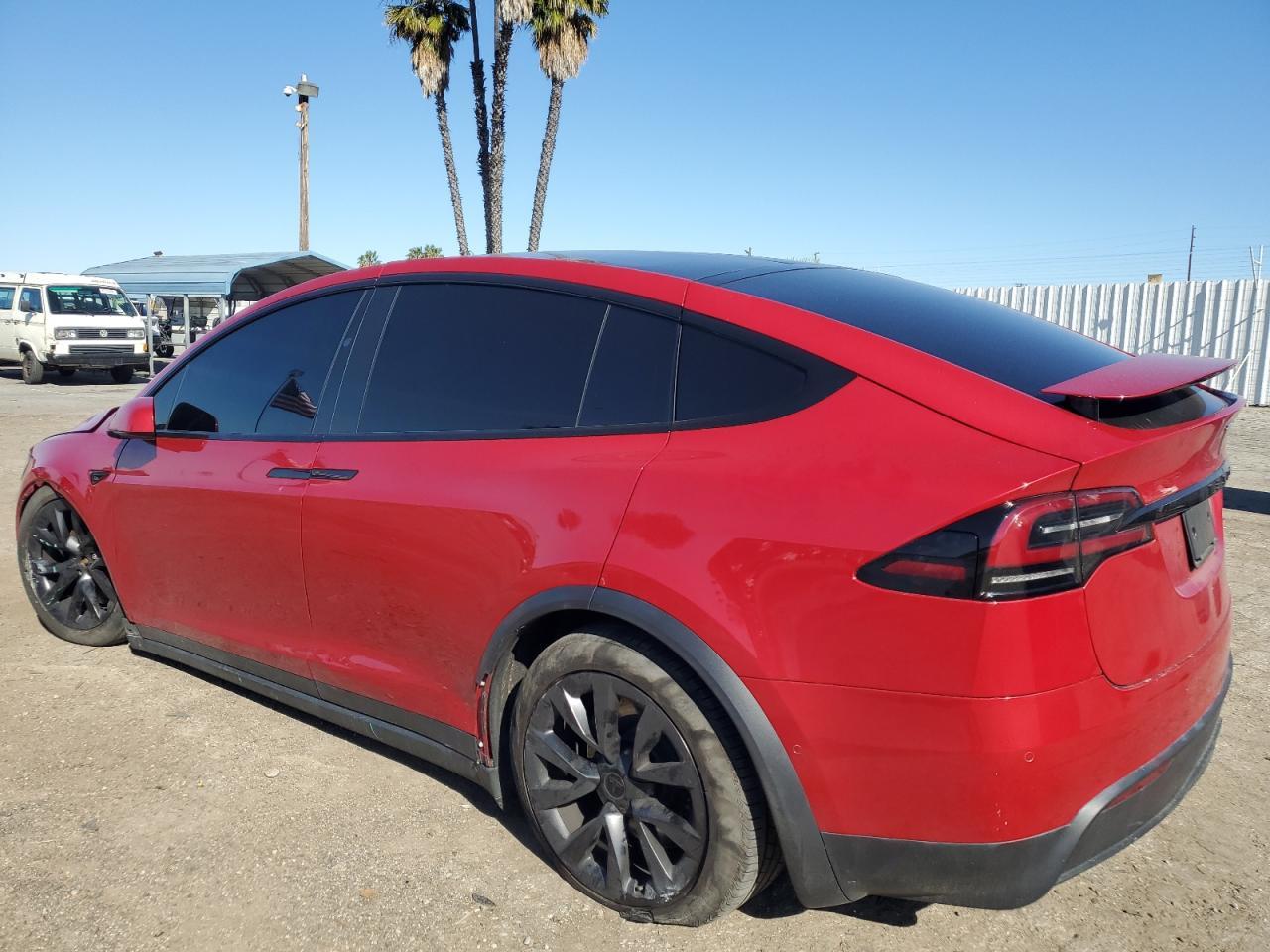 2022 Tesla Model X - Image 2