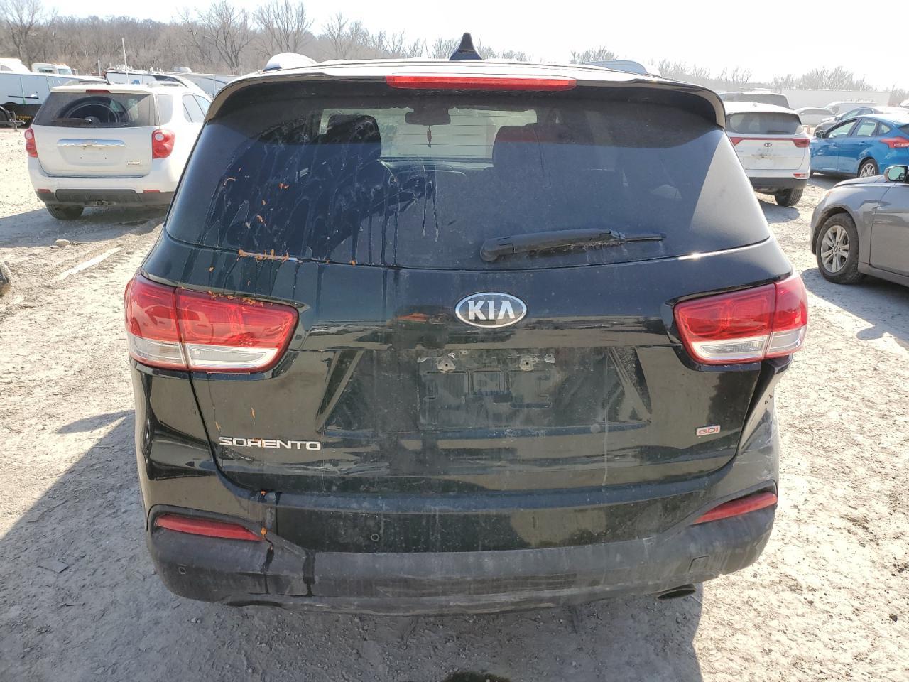2016 Kia Sorento Lx - Image 6