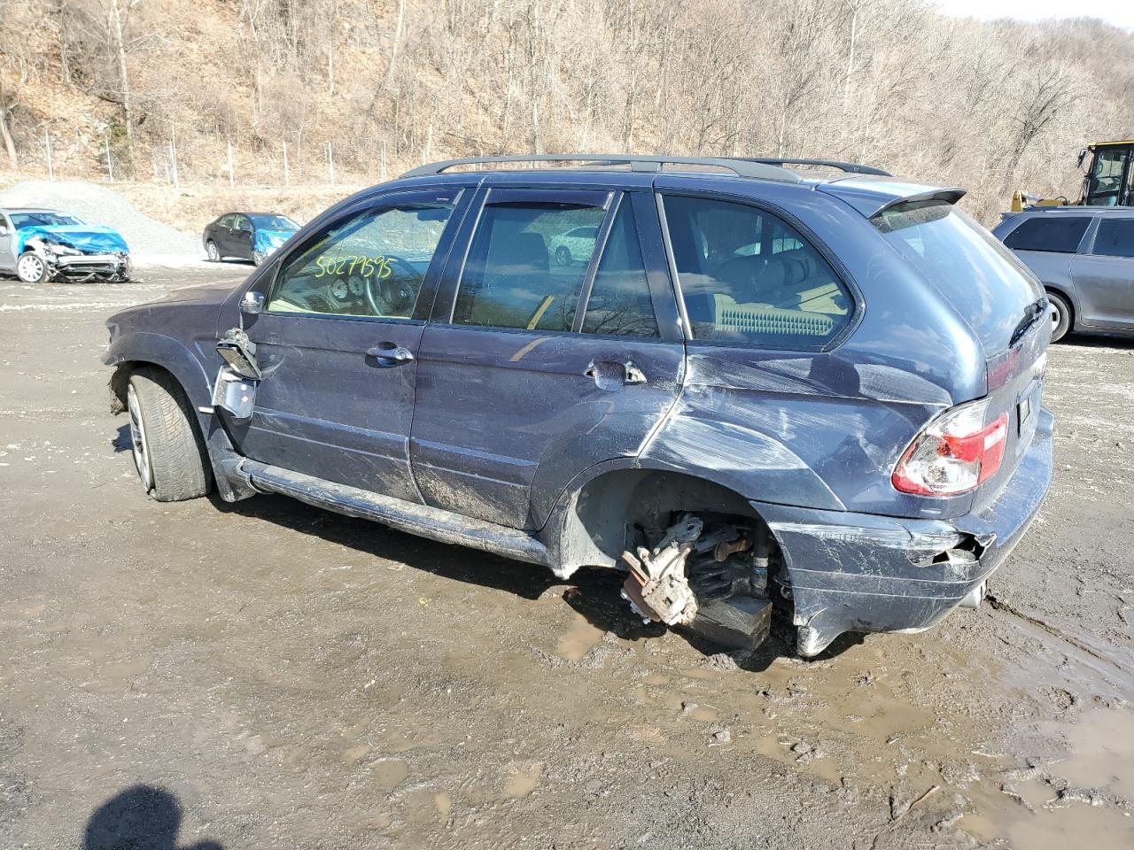 2005 BMW X5 3.0I - Фото 2