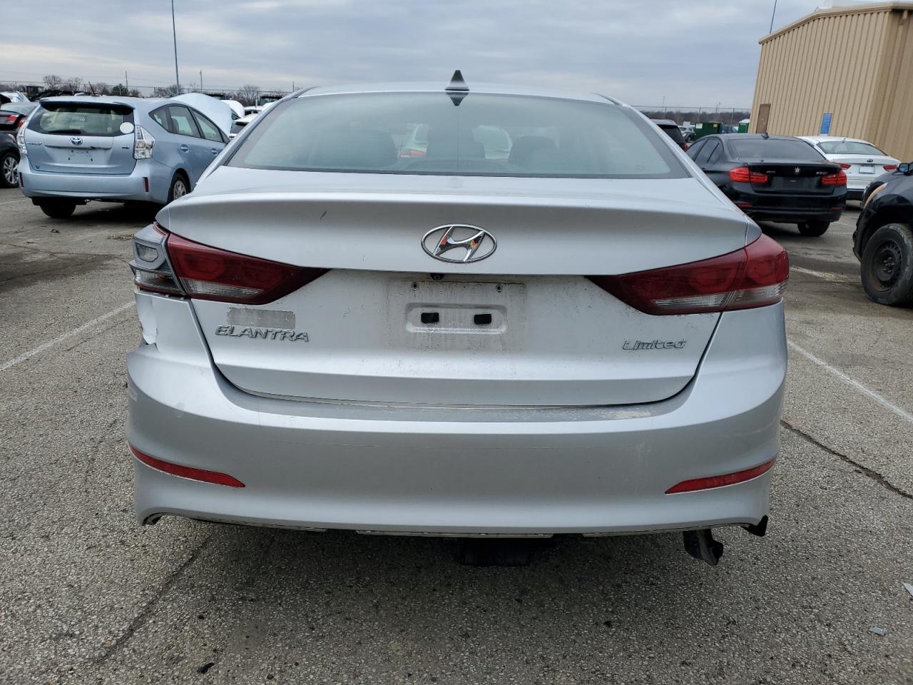 2017 Hyundai Elantra Se - Фото 6