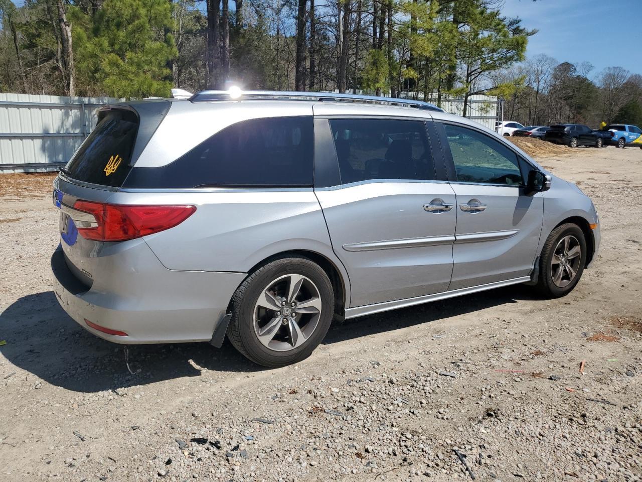 2018 Honda Odyssey Touring - Фото 3