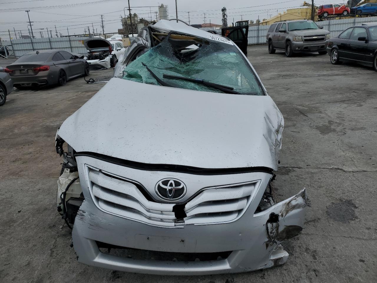 2011 Toyota Camry Base - Фото 5
