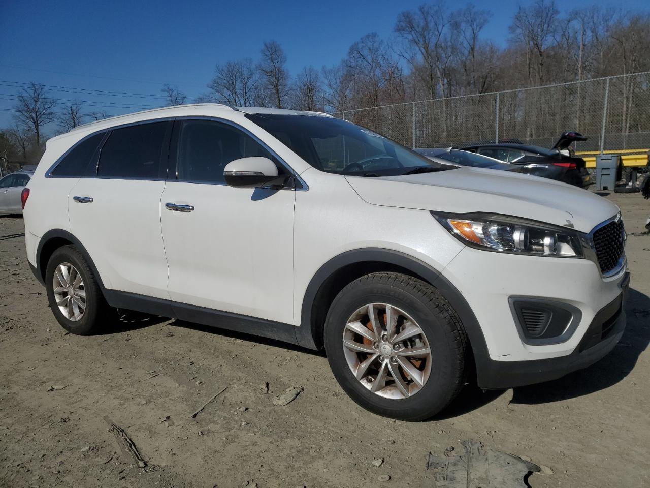 2016 Kia Sorento Lx - Image 4