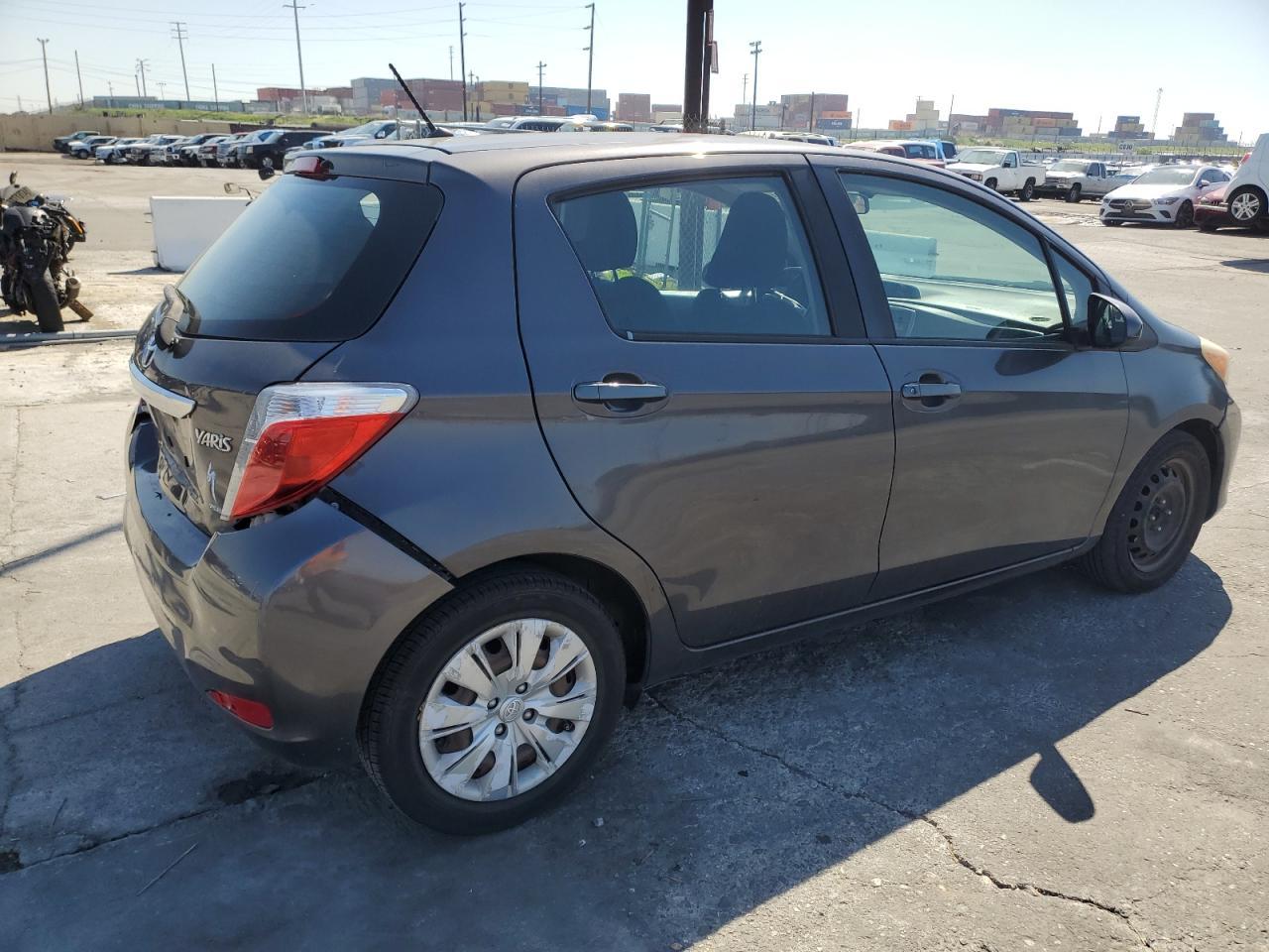 2014 Toyota Yaris - Фото 3