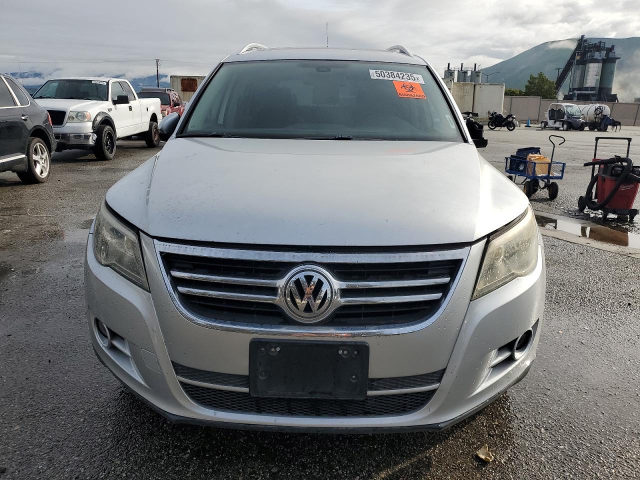 2011 Volkswagen Tiguan S - Фото 5