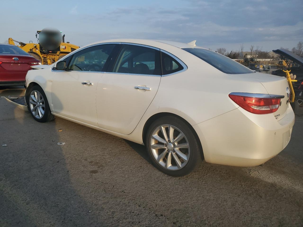 2012 Buick Verano - Фото 2