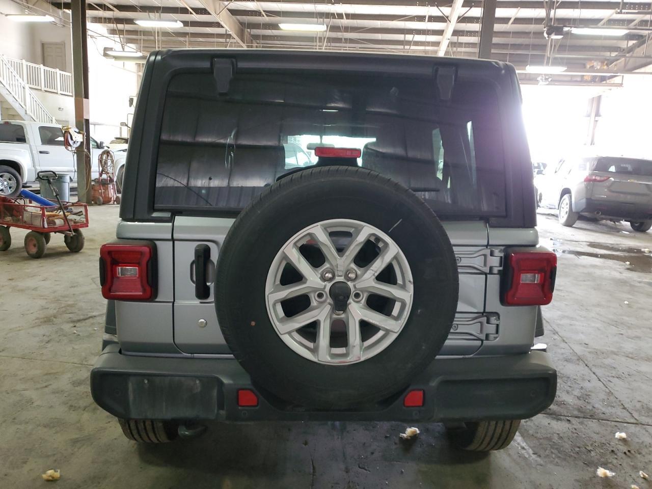 2018 Jeep Wrangler Unlimited Sport - Фото 6