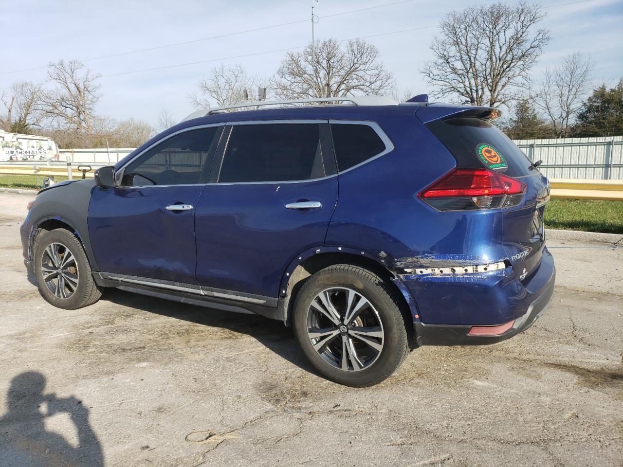 2017 Nissan Rogue Sv - Фото 2