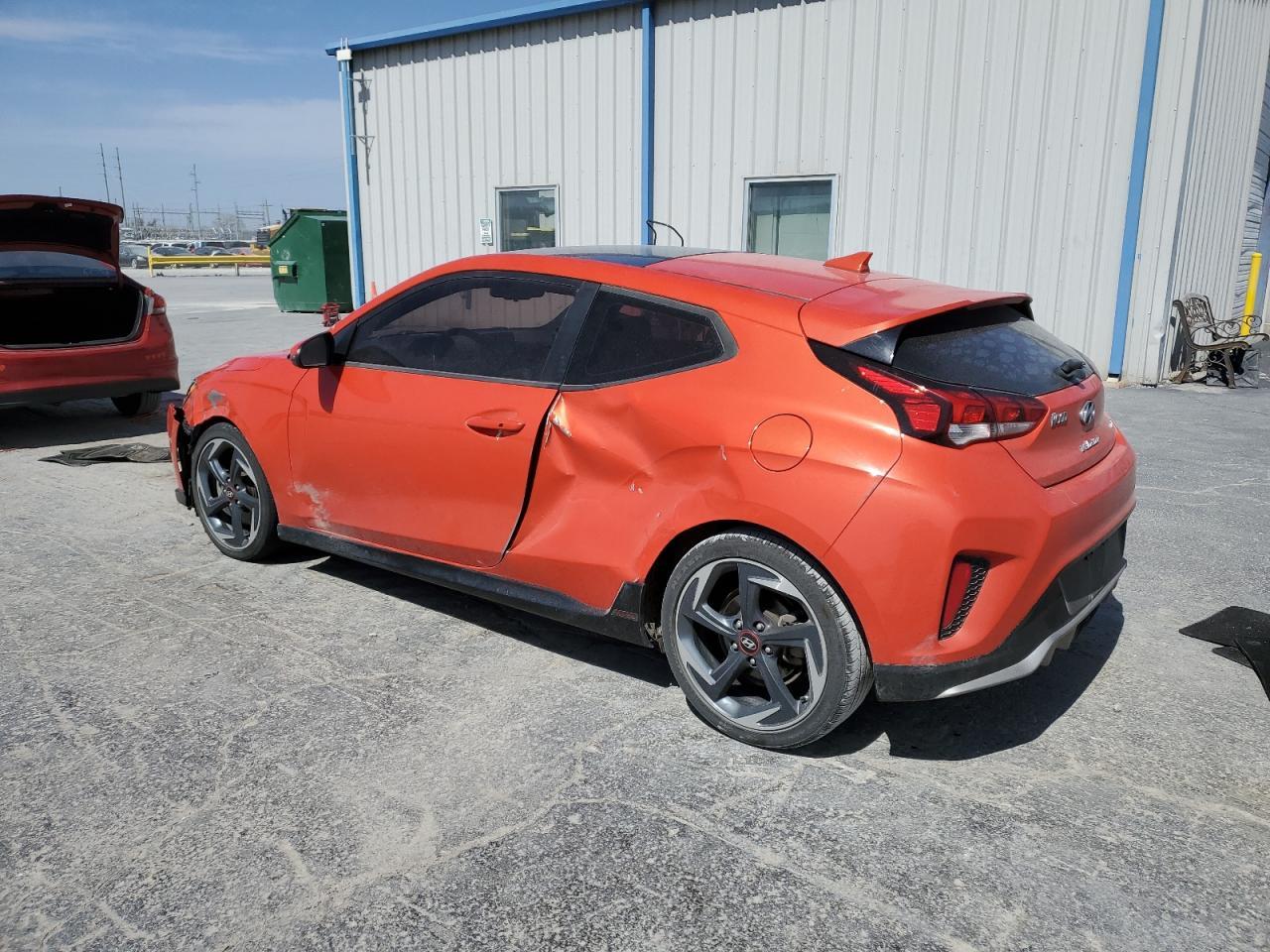 2020 Hyundai Veloster Turbo - Фото 2