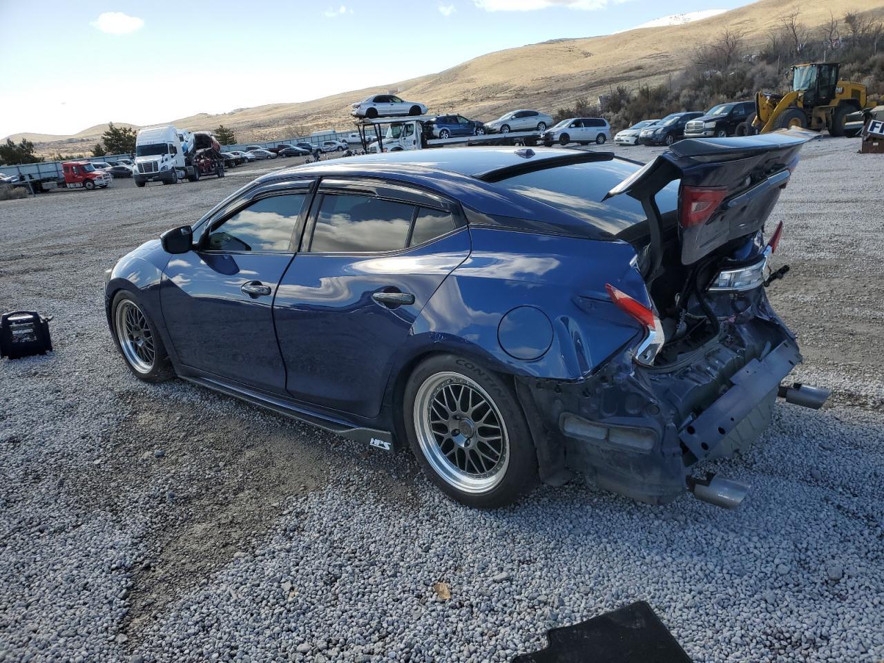 2017 Nissan Maxima 3.5S - Фото 2