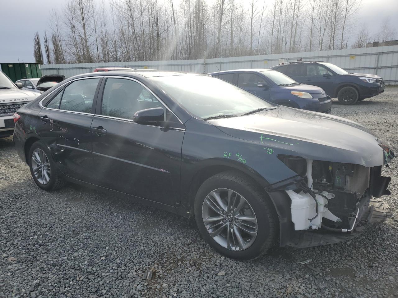 2016 Toyota Camry Le - Фото 4