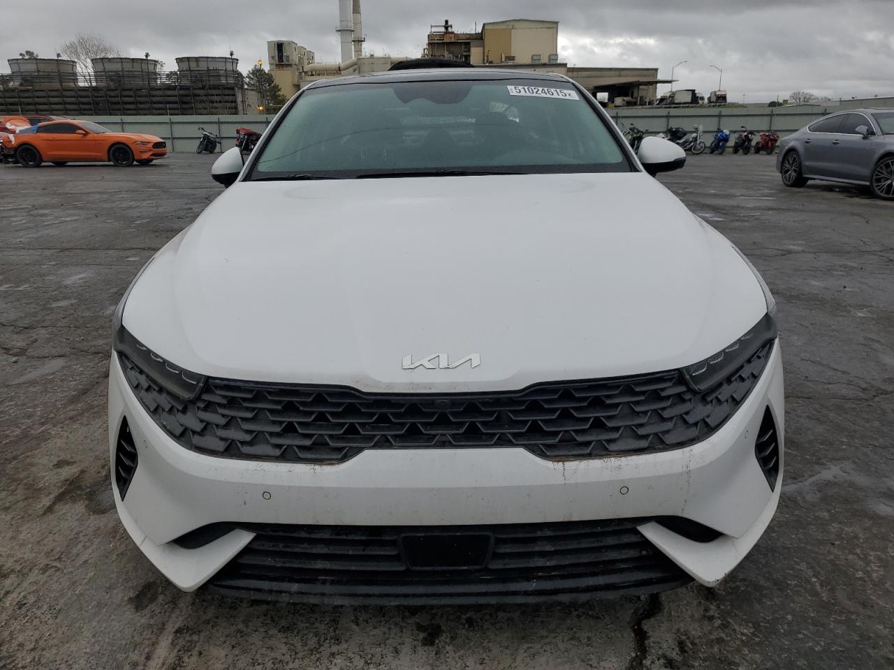 2022 Kia K5 Ex - Image 5