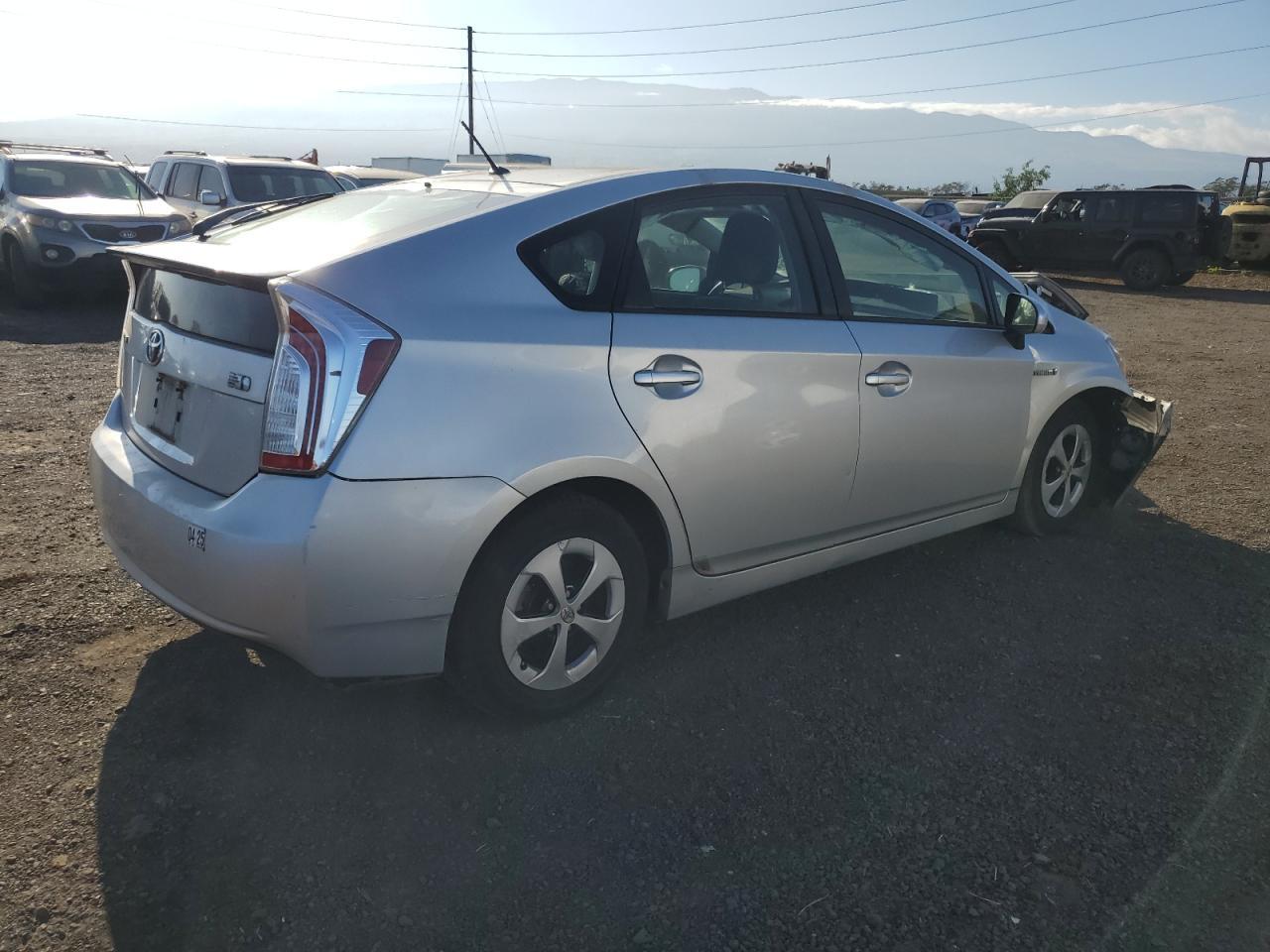 2015 Toyota Prius - Image 3