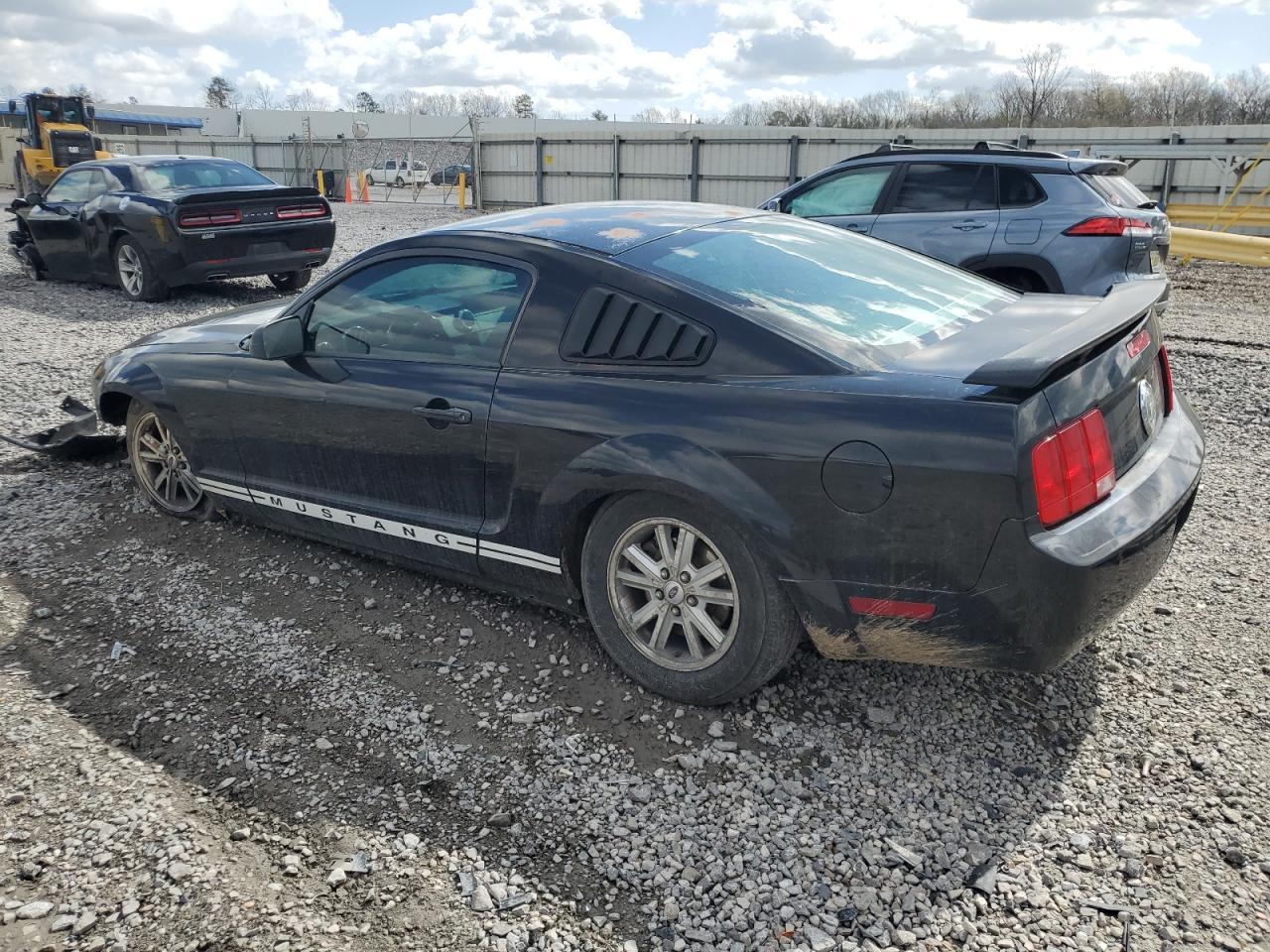 2006 Ford Mustang - Фото 2