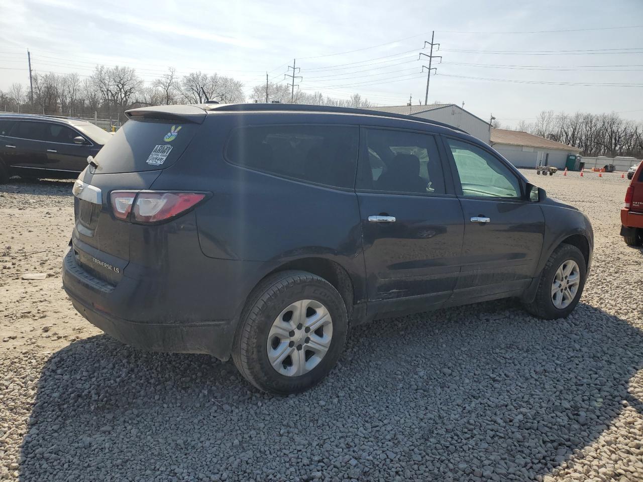 2015 Chevrolet Traverse Ls - Фото 3