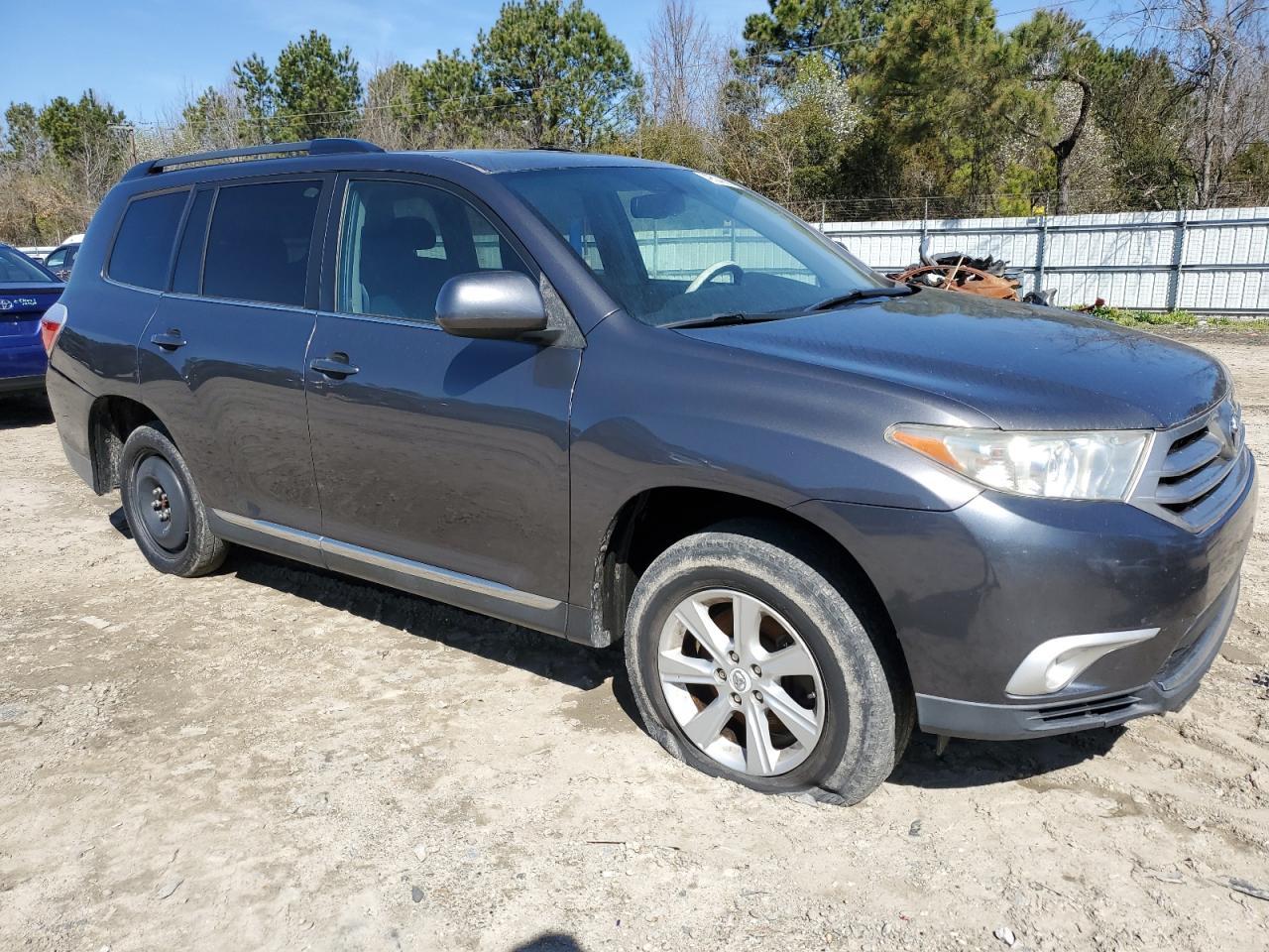 2011 Toyota Highlander Base - Фото 4