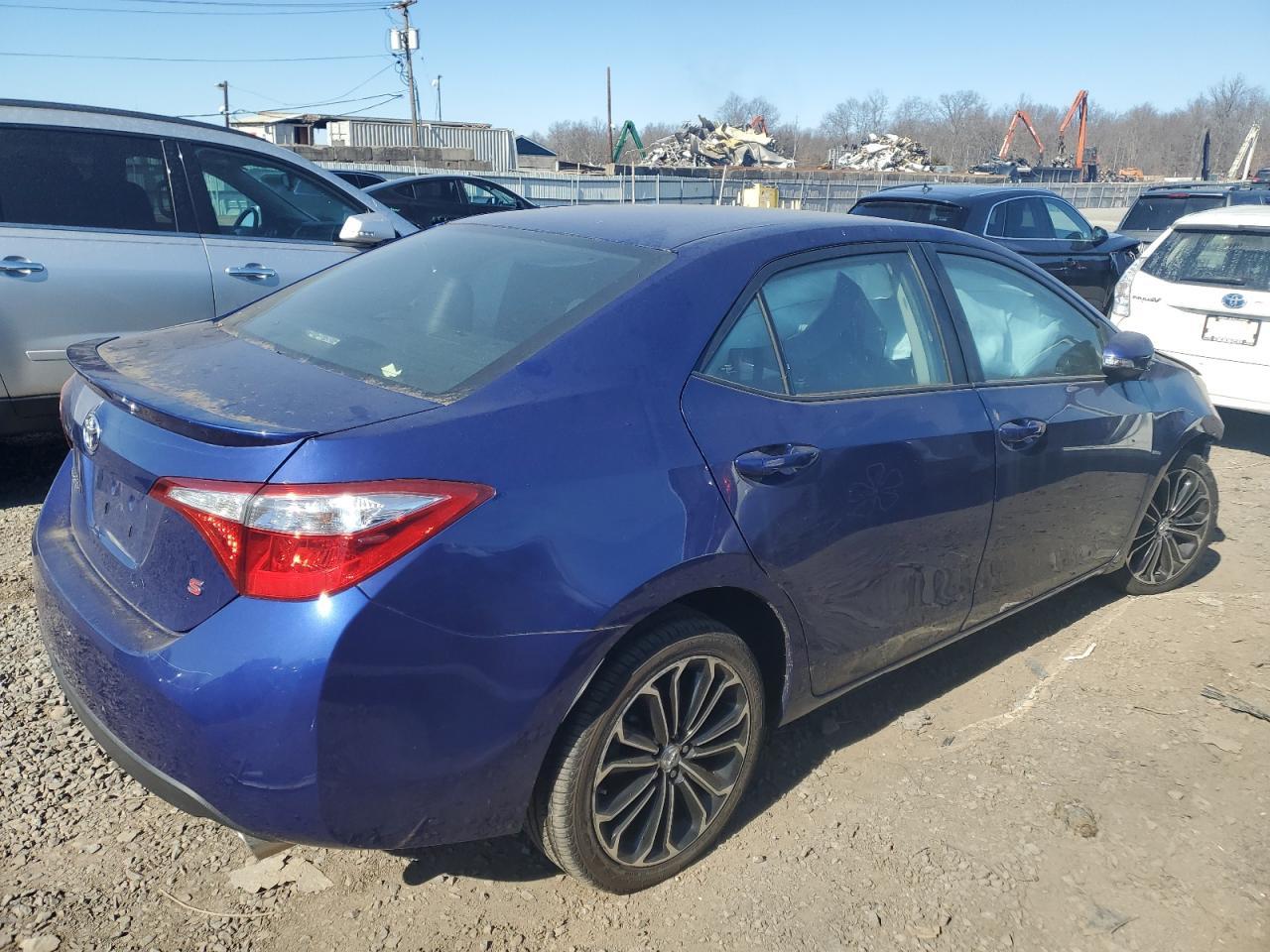 2015 Toyota Corolla L - Фото 3