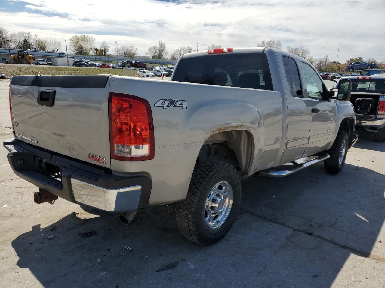 2008 GMC Sierra K2500 Heavy Duty - Фото 3