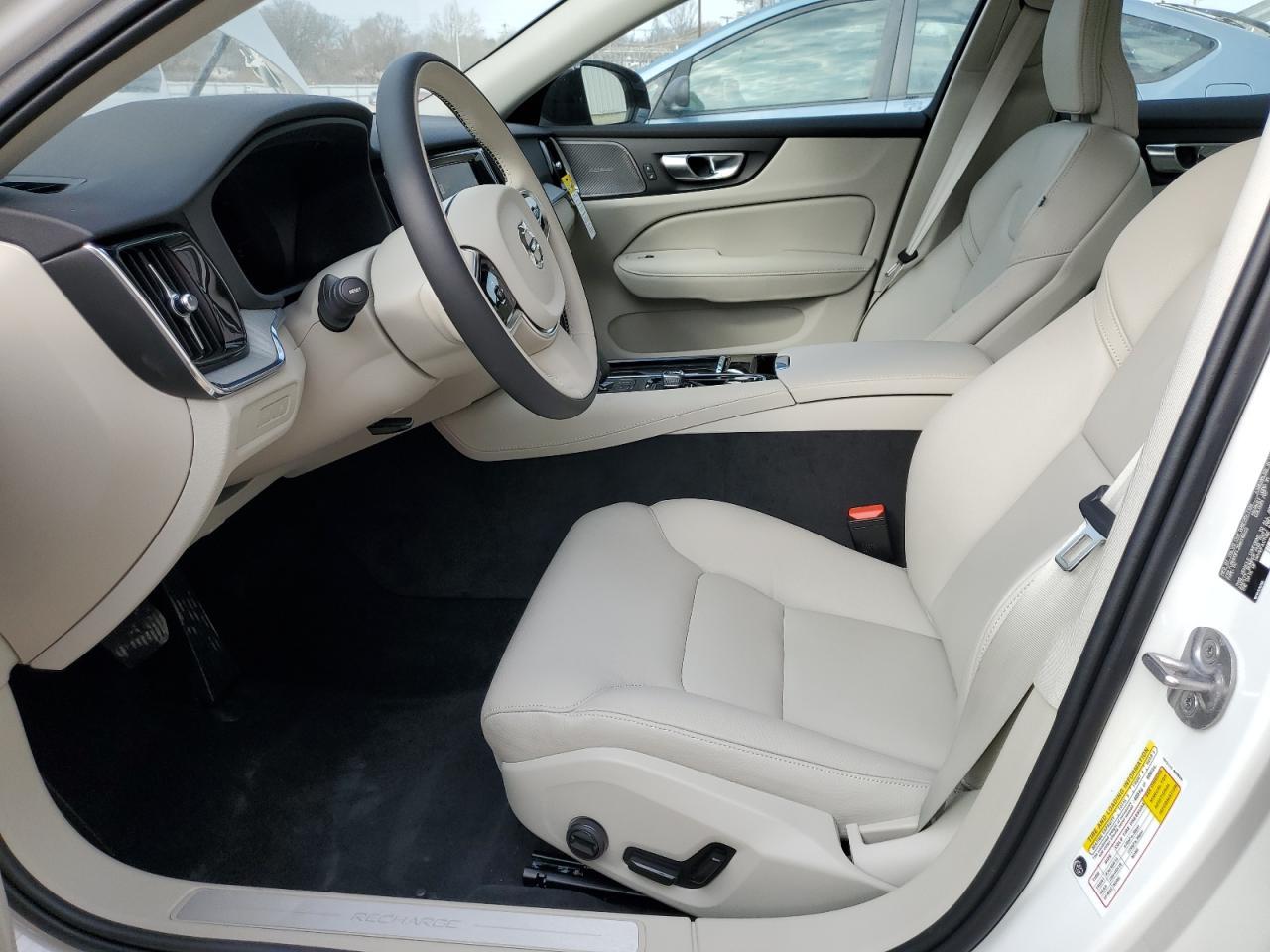 2024 Volvo S60 Plus - Image 7