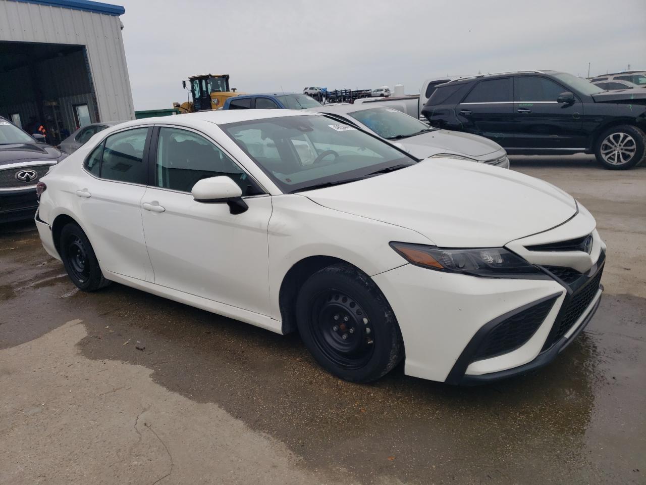 2024 Toyota Camry Le - Image 4