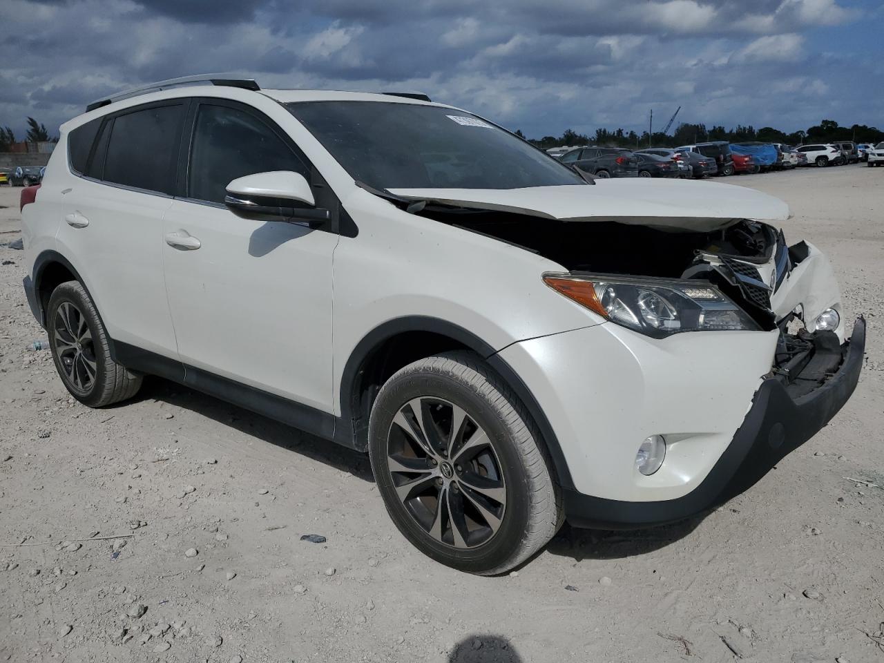 2015 Toyota Rav4 Limited - Фото 4